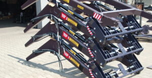 Read more about the article Frontlader für Traktoren – welcher ist der Richtige? Fachliche Beratung